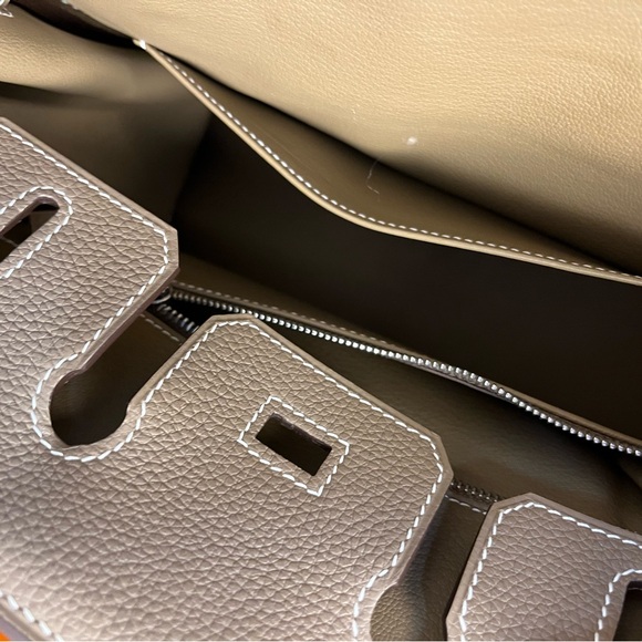 Authentic Hermes birkin25 etoupe stamp B. - Picture 9 of 16